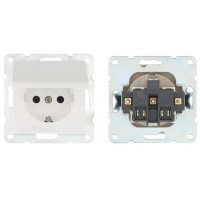 Розетка с з/к, шторками и крышкой, белый LK60 (863404-1). Розетка. Экопласт